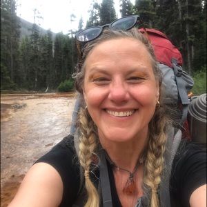 Meet your Posher, Jan